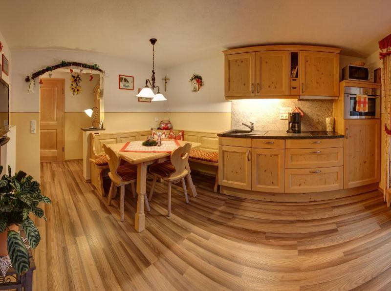 Gaestehaus Restner - Chiemgau Karte Інцель Екстер'єр фото